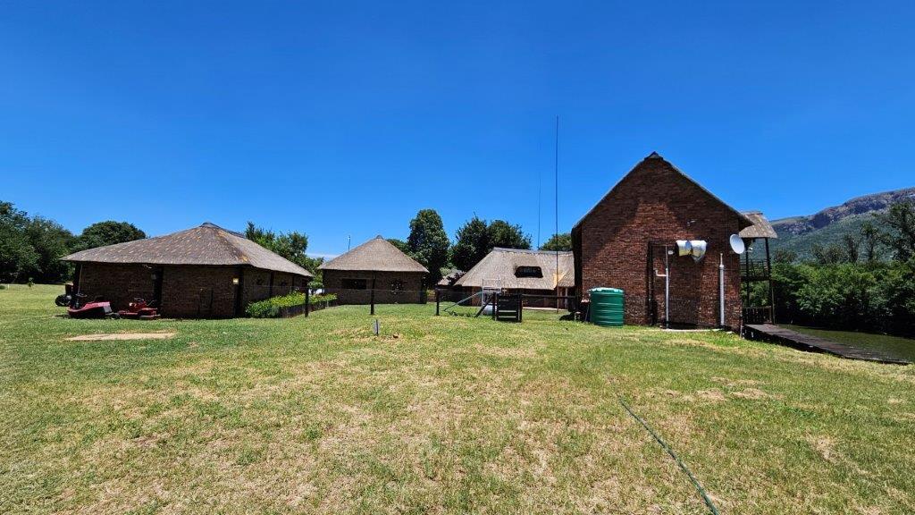 8 Bedroom Property for Sale in Skeerpoort North West